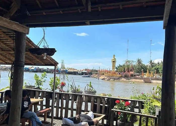 Alloggio in famiglia St 63 & Tour Kampong Khleang
