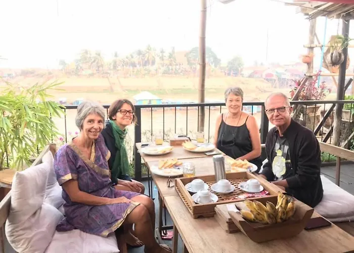 Alloggio in famiglia St 63 & Tour Kampong Khleang
