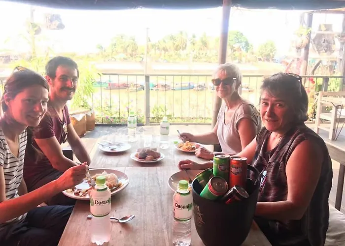 St 63 & Tour Alloggio in famiglia Kampong Khleang